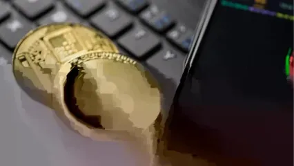 چه کسی قیمت بیت‌کوین را کنترل می‌کند؛ نهنگ‌ها، توسعه‌دهندگان یا دولت‌ها؟