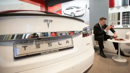 شوک ایلان ماسک به بازار رمز ارزها | از تولد ده‌ها میم کوین تا سقوط سریع