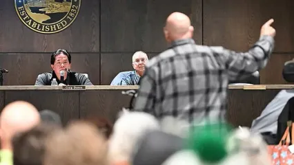 مراکز داده آمریکا در بن‌بست محلی