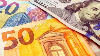 قیمت دلار و یورو در صرافی ملی امروز چهارشنبه ۳۰ مهر ۱۴۰۴/کاهش قیمت دلار و یورو