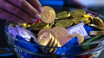 آخرین قیمت بیت کوین و ارز‌های دیجیتال امروز شنبه ۱۹ اردیبهشت ۱۴۰۵ + جدول